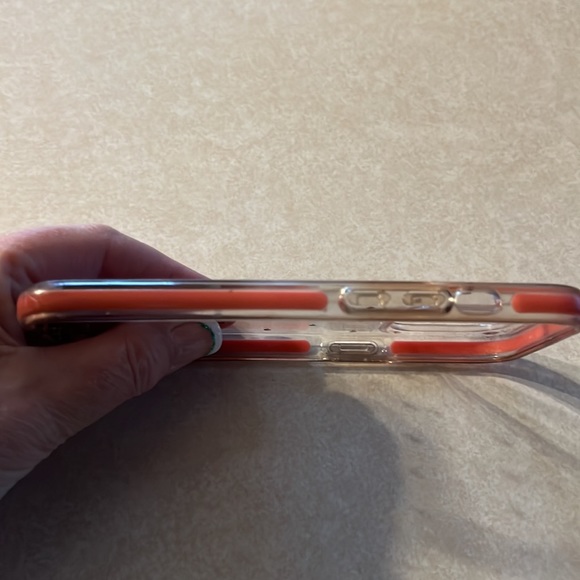 Kate Spade Hardshell iPhone Case in Ombré Pink Dot and Clear, for iPhone 13 Pro - Picture 11 of 15